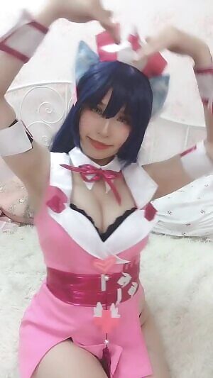 Nurse Ahri Gif by Pichan cosplayer