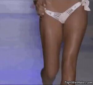 Daniela Lopez showing off her body