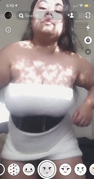 I love playing with them 🌸