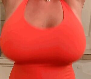 Just a little bounce for y’all. 😉