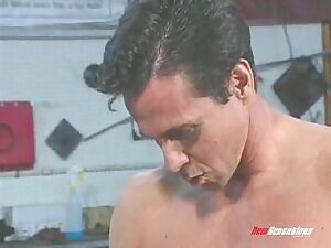 Peter North destroys JEWEL DE'NYLE's face