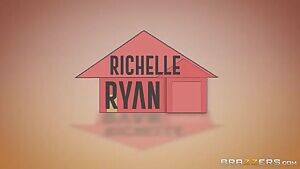 Richelle Ryan 