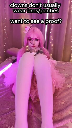 Petite Chicks Clown Egirl Gamer Girl
