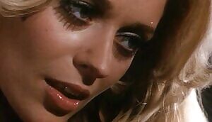 Sybil Danning in Hausfrauenreport