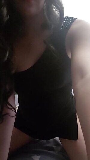 ✨ Dark haired little lady feeling pretty slutty. Up late for some fun tonight! 💋