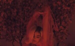 Kylie Jenner being a whore in a bra!