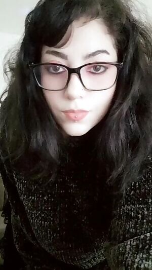 imagine doing a drop like this in your face! 💗