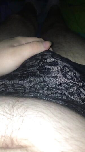 It's my birthday! Here's my bulge to celebrate~