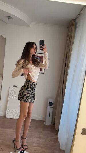 Sexy Eyes 18 Years Old Feet