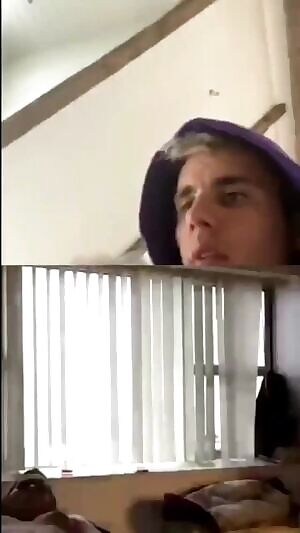 Fan requests to join Justin Biebers Instagram Live and gets caught masturbating