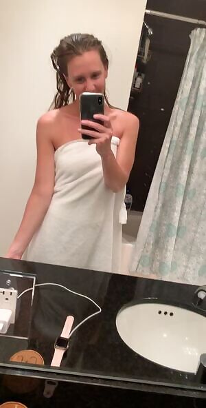 Time for body cream 😘