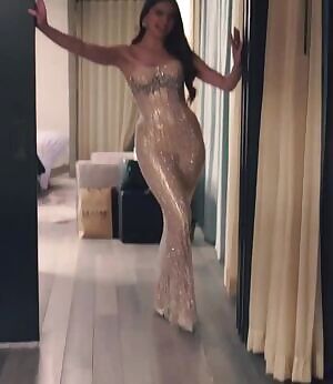 Your girlfriend Hailee Steinfeld loves showing off her curves in the dress you bought her...too bad she’ll have it ripped off of her by the basketball team after grinding on their BBCs at prom. You’ll spend your night rubbing your dick, while your girlfriend gets bred by your popular bullies.