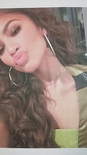 Zendaya getting my first load of the new year