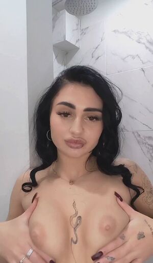 BlowPop Amateur Blowjob Cuckold Facial