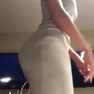 Can’t believe, her ass is not big when side looking ❤️