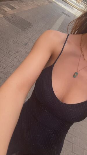 Strawberry innocently strolling through Valencia 🤭💕
