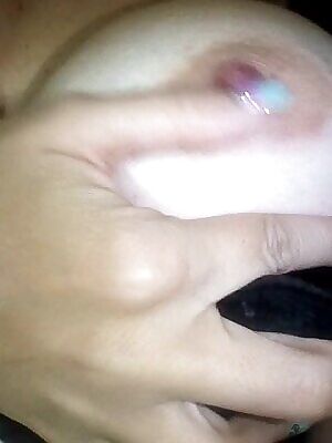 someone woke up very horny! Who helps me please?