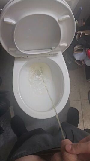 Gay Foreskin Play Piss Pissing Uncut
