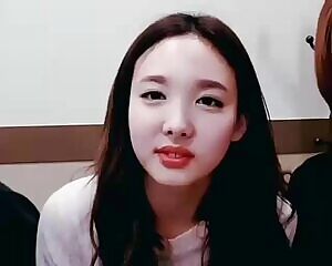 Nayeon tongue