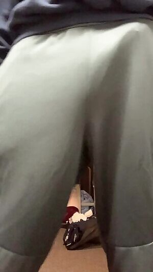 Quick! Somebody get the stretcher!