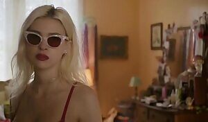 Nicola Peltz - Back Roads plot