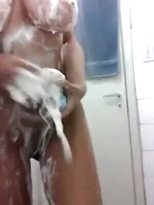 Rub it in, while I rub it out