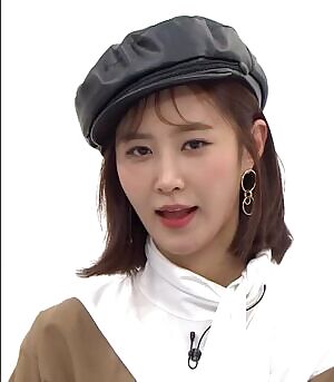 SNSD Yuri Sex Face Compilation Weekly Idol