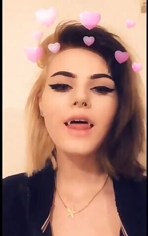 Cute Vampiress