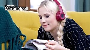 - Blue Eyed Stepsister Rimjob -GirlsRimming