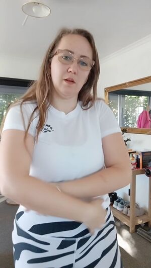 Girls With Glasses Curvy Fansly Gym