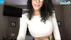 Vanessajames insane underboob