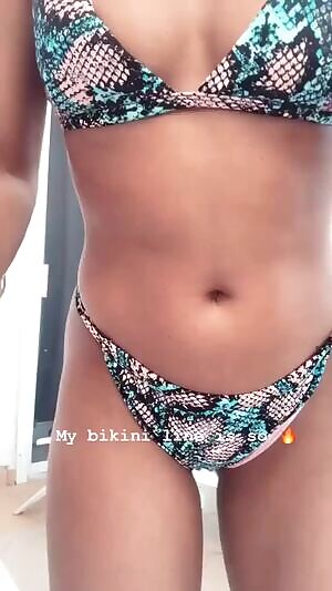 Sommer is so fucking hot 🤤🤤