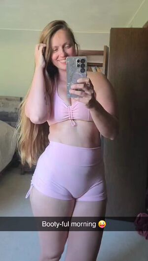 Hips Don't Lie Amateur Ass Booty