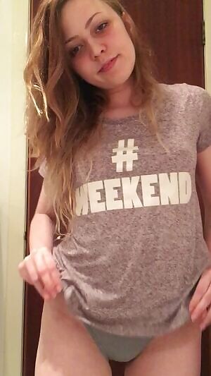 Au naturel petite <3 Come play with this 420 friendly freak!