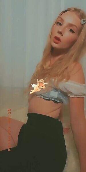 hey! I’d like to branch out my content, other than public nudity what would you like to see from me?