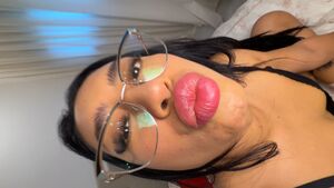 Lips & Tongues Clips4Sale Giantess Kiss