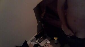 thinking i might try camming for the first time in 3 weeks... just play videogames nude. pm and ratings are appreciated