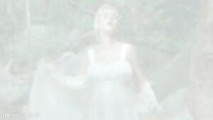 Katy Perry - Daisies Music Video