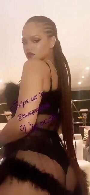 A Lil Rihanna Booty