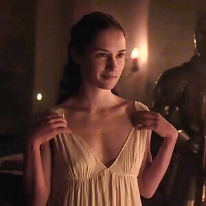 Eliška Křenková in Borgia S02E02