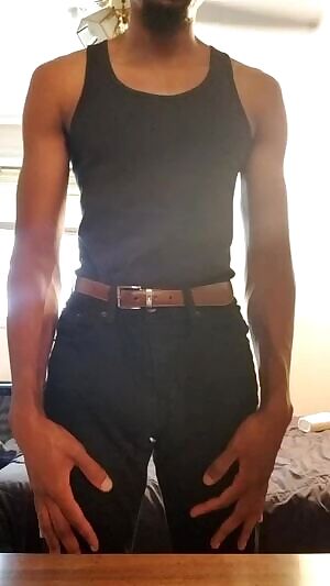 I need someone to come sit on my dresser and critique my form