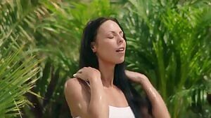 Shower gel commercial