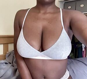 I took a little hiatus so here's a titty drop for your patience 😘