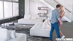 Curvy, hot and a must see