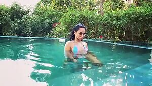 Big fat ass on the petite body