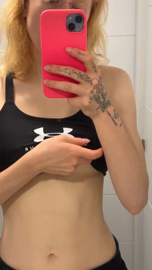 On/Off Big Tits Reveal Titty Drop