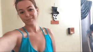 Do I fit in this sub? 5’1, still shopping in the leprechaun section