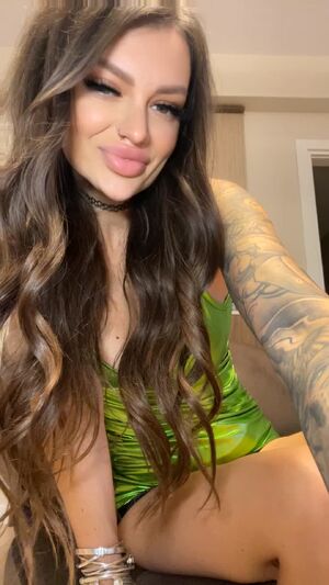 Big Ass Riding Amateur Cumshot OnlyFans