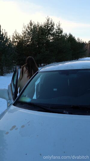 Cold & Snow Amateur Flashing Gonewild