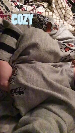 Comfy jumpers are just my favourite... bonus gifs in comments!